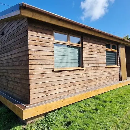 Charming Countryside Retreat-peaceful&green Escape Chalet